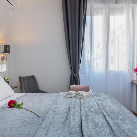 Antares Luxury Rooms 1 Split Exterior photo