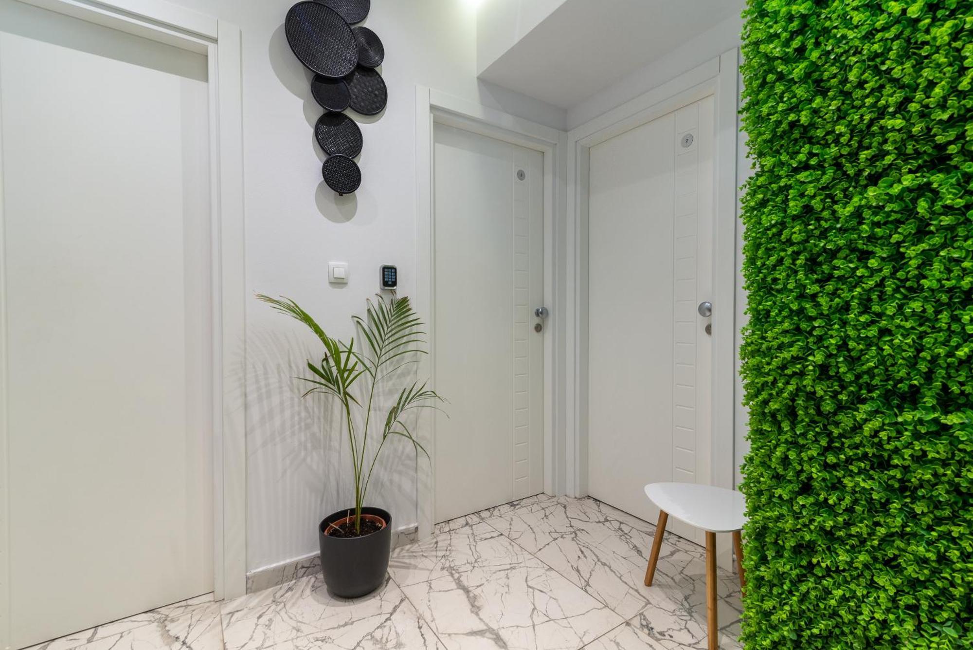 Antares Luxury Rooms 1 Split Exterior photo