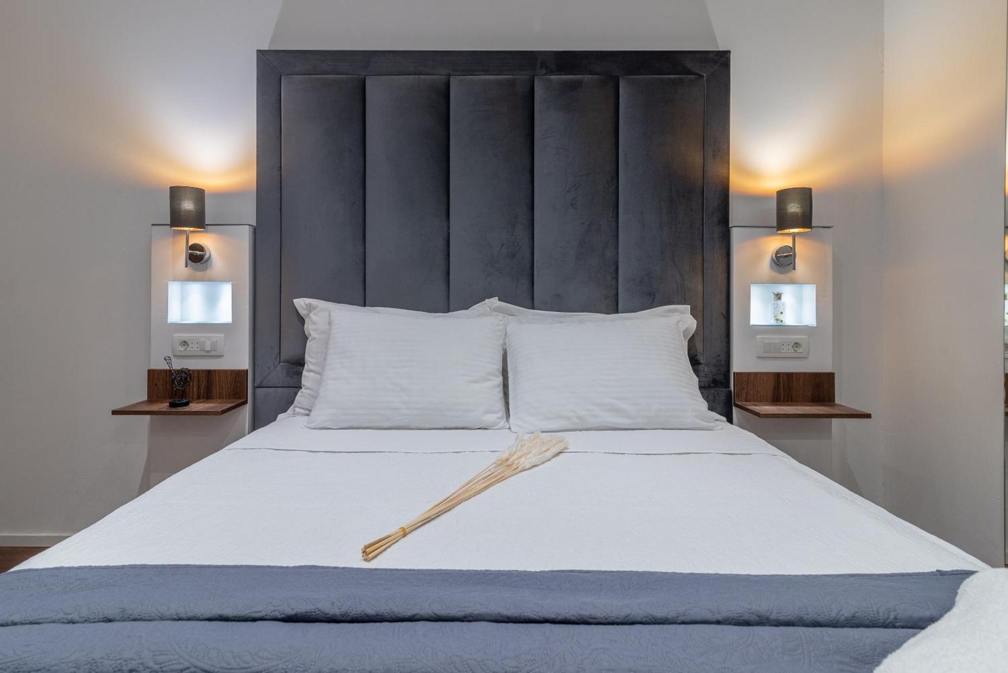 Antares Luxury Rooms 1 Split Exterior photo